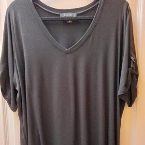 Karen Kane T-Shirt